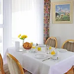 Szálloda Alphubel 2*