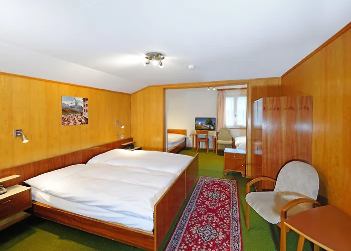 Hotel Alphubel 2*